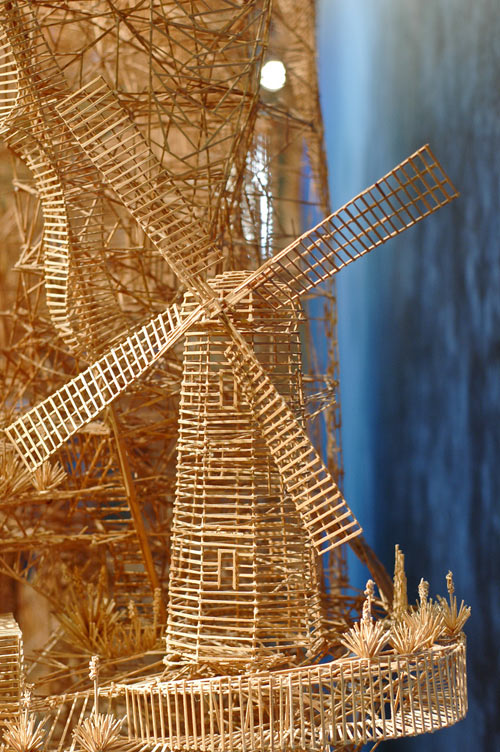 Scott Weavers San Francisco Made of 100,000 Toothpicks