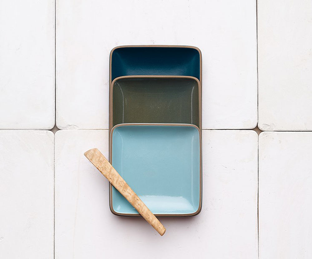 2016-gift-guide-newhomeowner-12-heath-ceramics-serving-tray