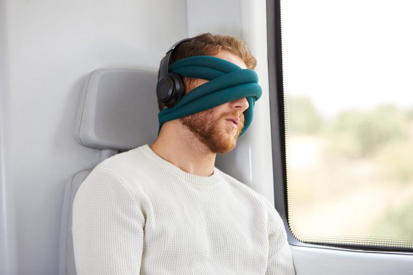 Studio Banana Launches Their Latest Nap Accessory: OSTRICHPILLOW LOOP
