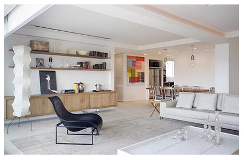 Apartamento Luz by Christiane Laclau and Rafael Borelli Architects