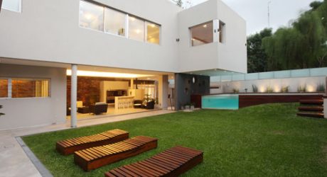 Devoto House in Argentina by Andrés Remy Arquitectos