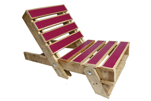Fold-out Pallet Chair by Gas & Air Studios