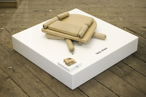 Miniature Lazy Chair by Fresh West for Laikingland