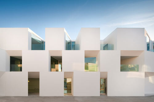 House for the Elderly in Portugal by Aires Mateus