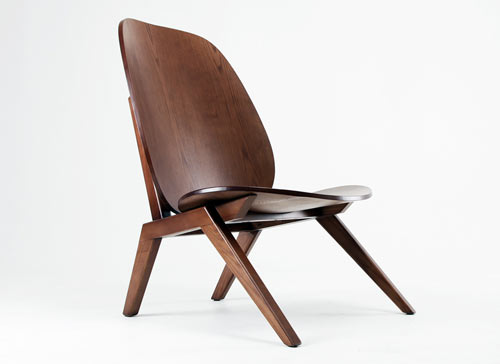 Klassiker Chair by Minwoo Lee