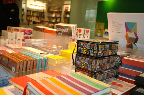 store-moma-paper