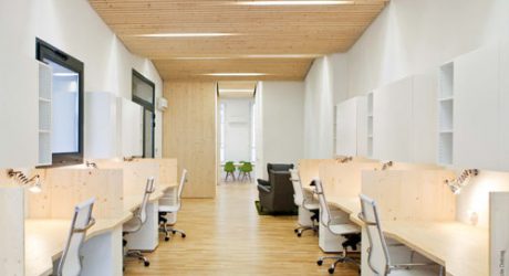Clean, Modern Office by Michaël Menuet Architecte