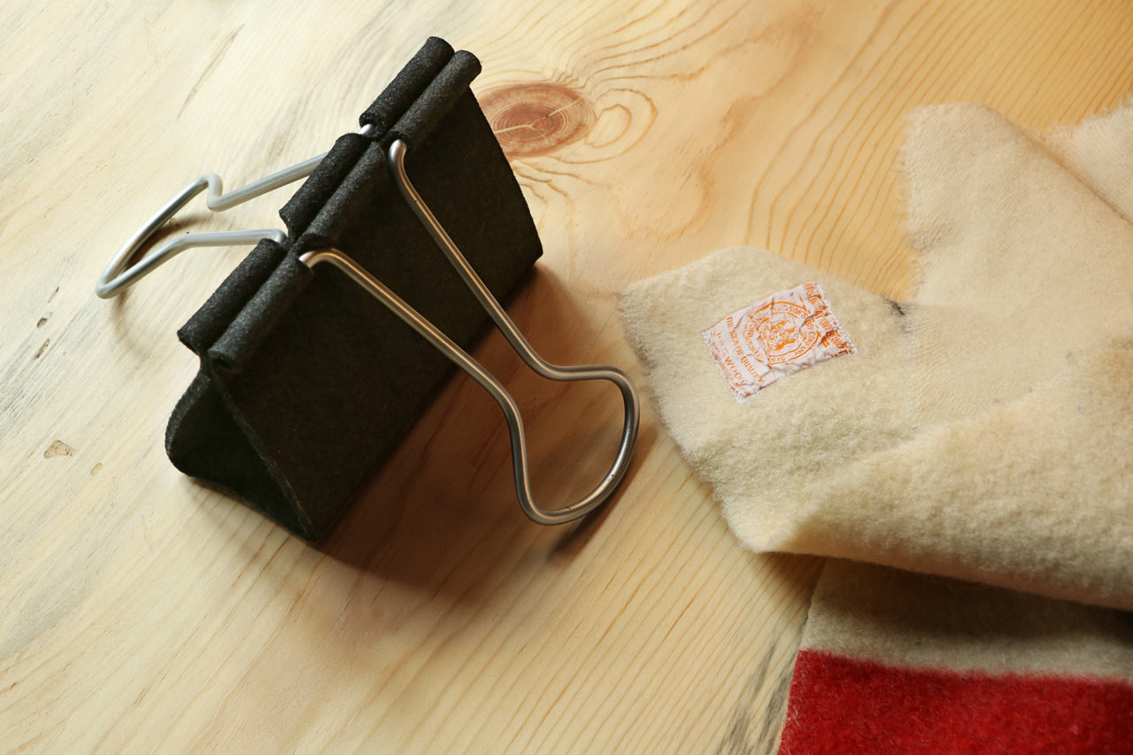 Binder Clip Handbag: Office Product-Inspired Tote Purse