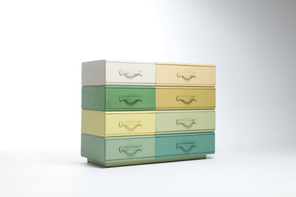 Maarten-De-Ceulaer-Suitcases-furniture-chest-drawers-together
