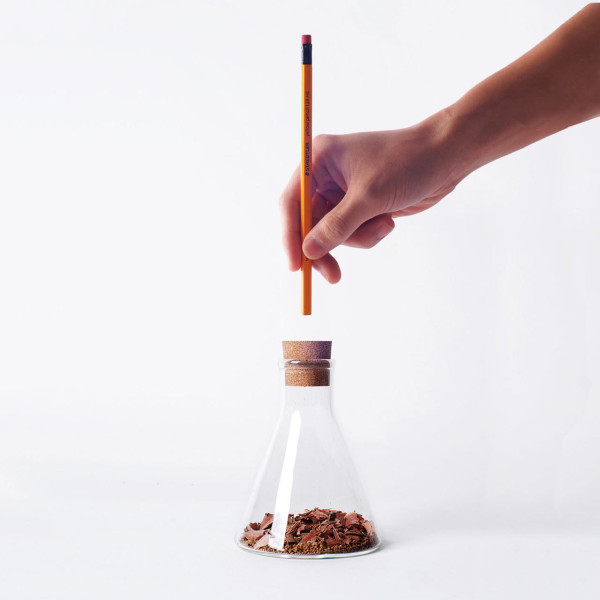 acutor-pencil-sharpener-modern-beaker