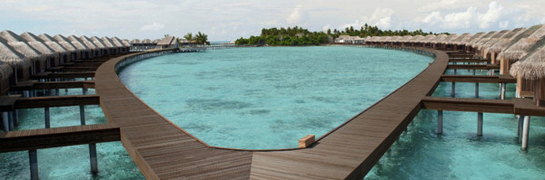 dest-ayada-maldives-enclosed-water