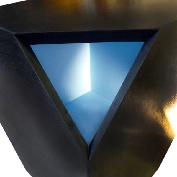 huxhux-design-nugget-hollow-modern-table-light