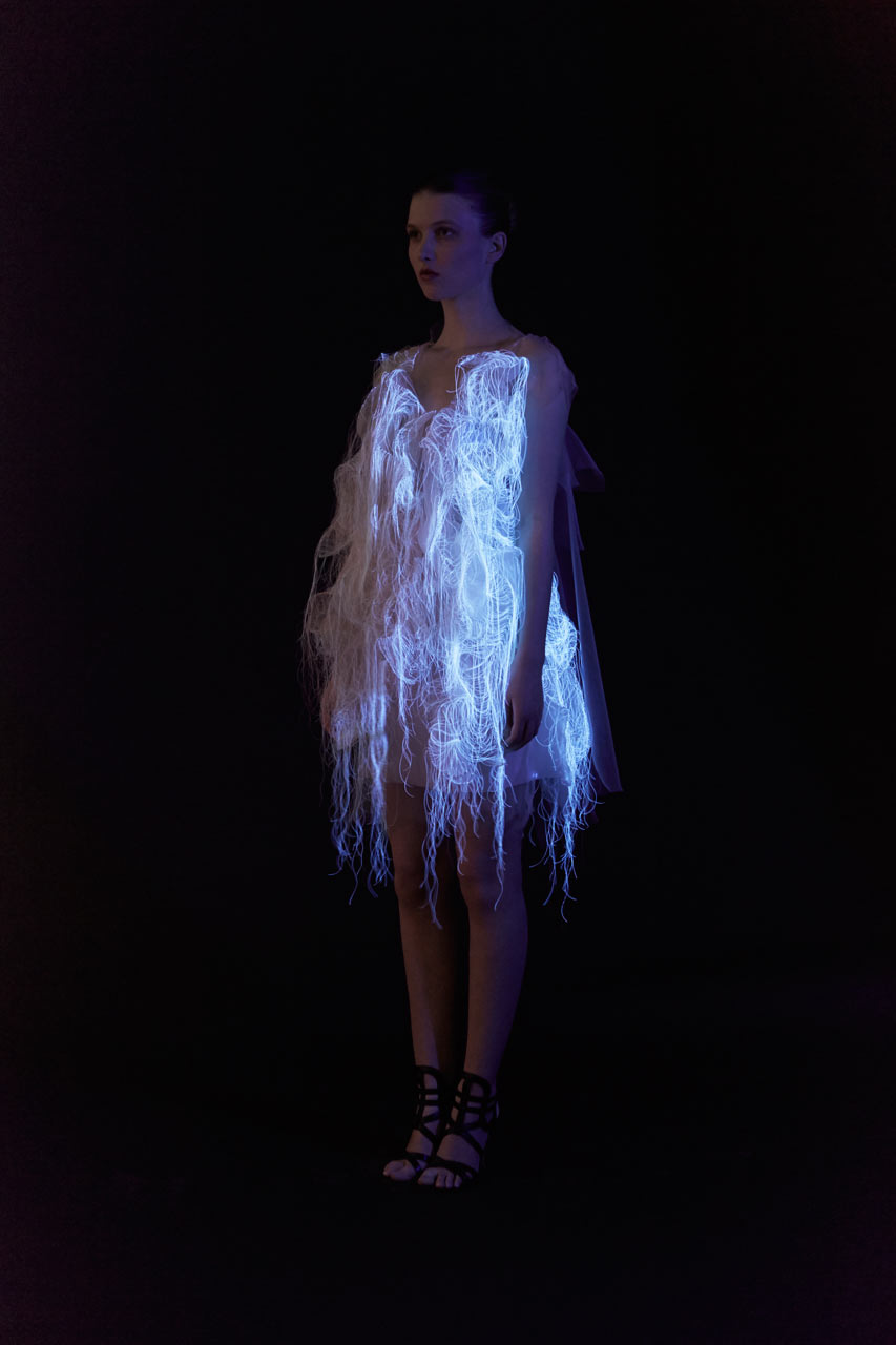 (NO)WHERE (NOW)HERE: Interactive Dresses by Ying Gao