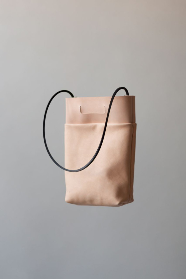 Chiyome-Hover-Bag-17-Nude-Easy-Tote