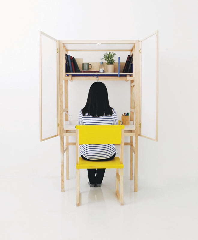 Forming the Border Desk by Juhui Cho