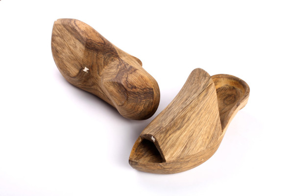 Tal-Weinreb-Hang-It-Wooden-Shoes-2-club-shoe