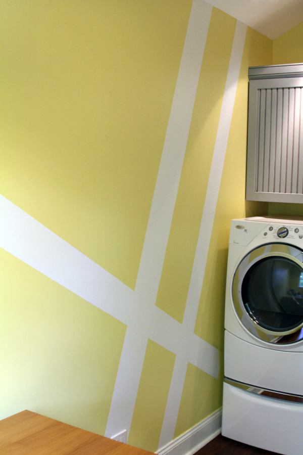 laundry-room-geometric-stripes-paint-makeover