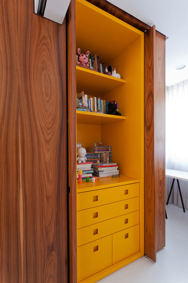 Leandro-Garcia-Ahu-61-Apartment-7-cabinet