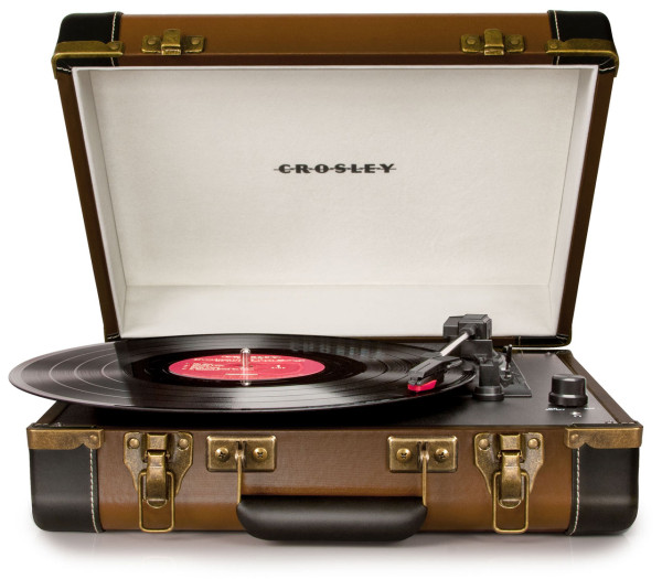 crosley-turntable-suitcase