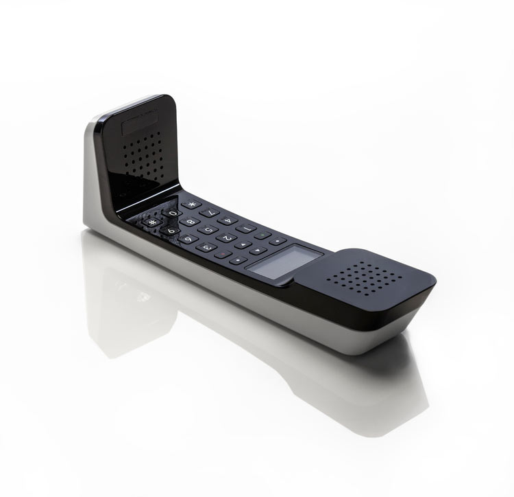 Swissvoice L7 Cordless Digital Designer Telephone with stand alone Answer  Machine and Intercom Base - White