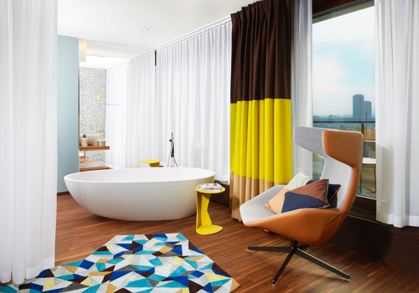 25-Hours-Hotel-Zurich-12-room-bathtub