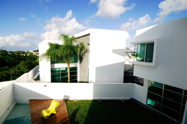 CUMBRES-DOCE-House-SOSTUDIO-Sergio-Orduna-Architects-5