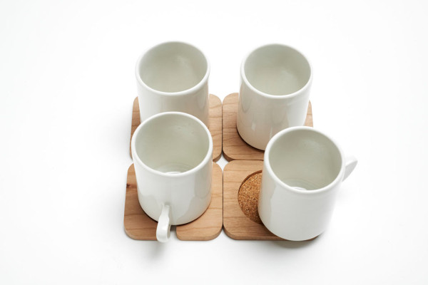hsin-lin-stacking-tea-cups-saucers-3