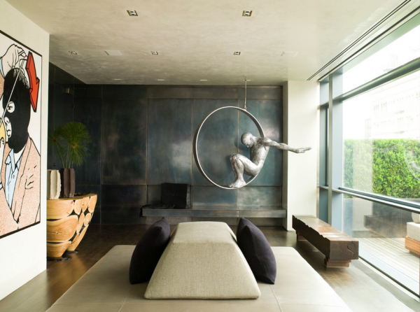 12 Rooms That Showcase Sculpture   Sculpture Clodagh Design International 600x446 