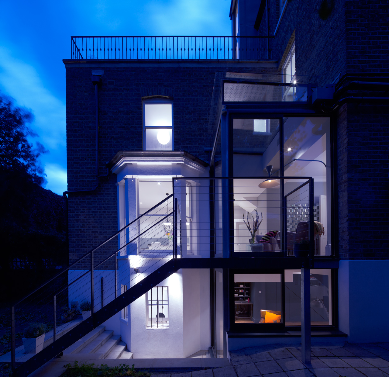 Modern Glass Extension on a 5-Story London Townhouse