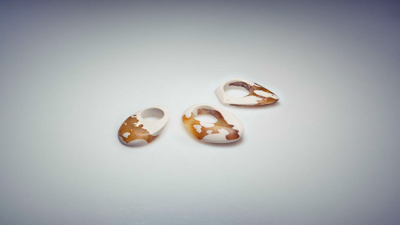 Superfine Jewelry Emphasizes the Unique Character of Amber