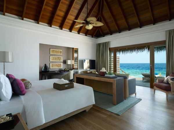 Dusit-Thani-Maldives-Hotel-Resort-13-ocean-villa