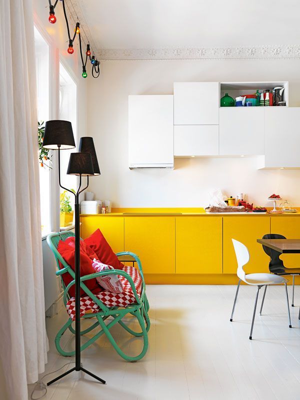 11 Rooms with Sunshine-y Bright Spots