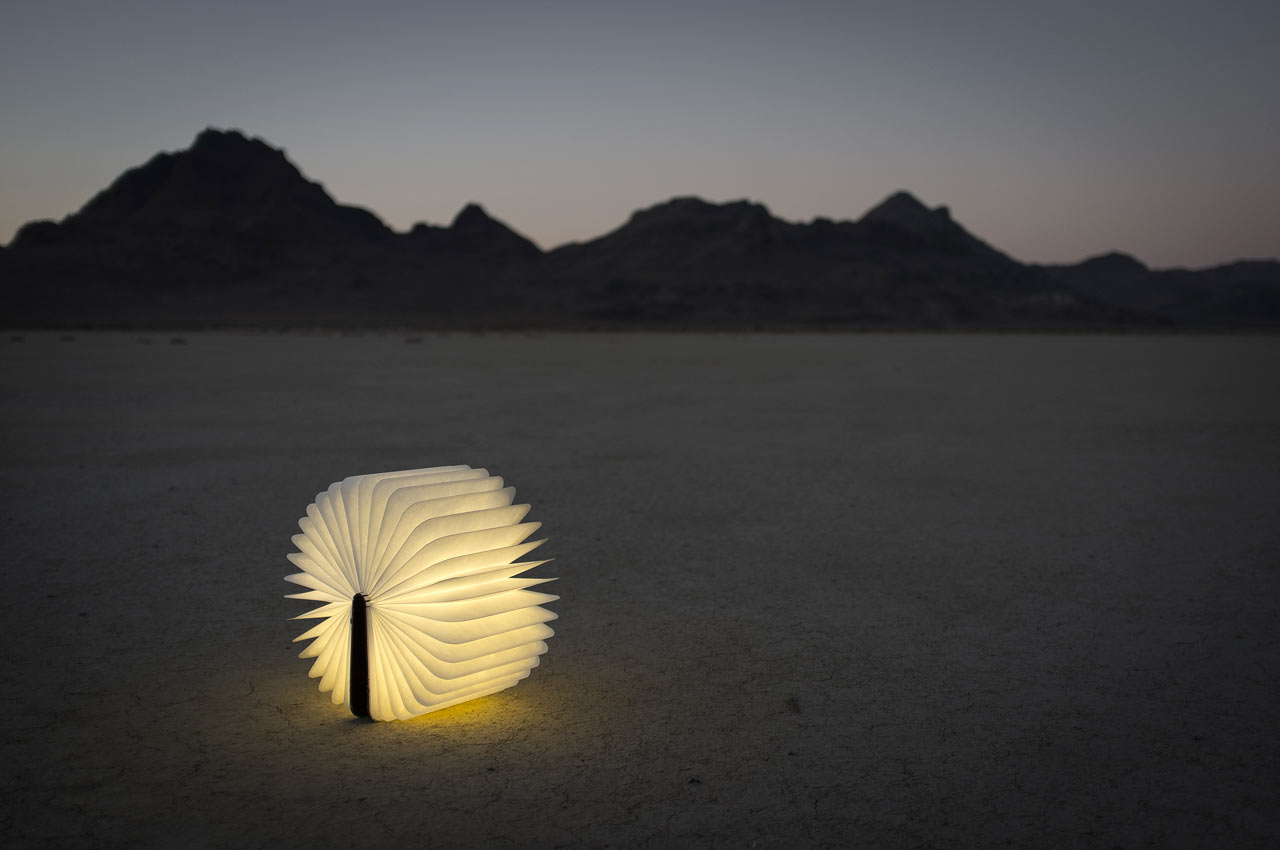 Lumio: A Portable Light That Opens Up Like a Book