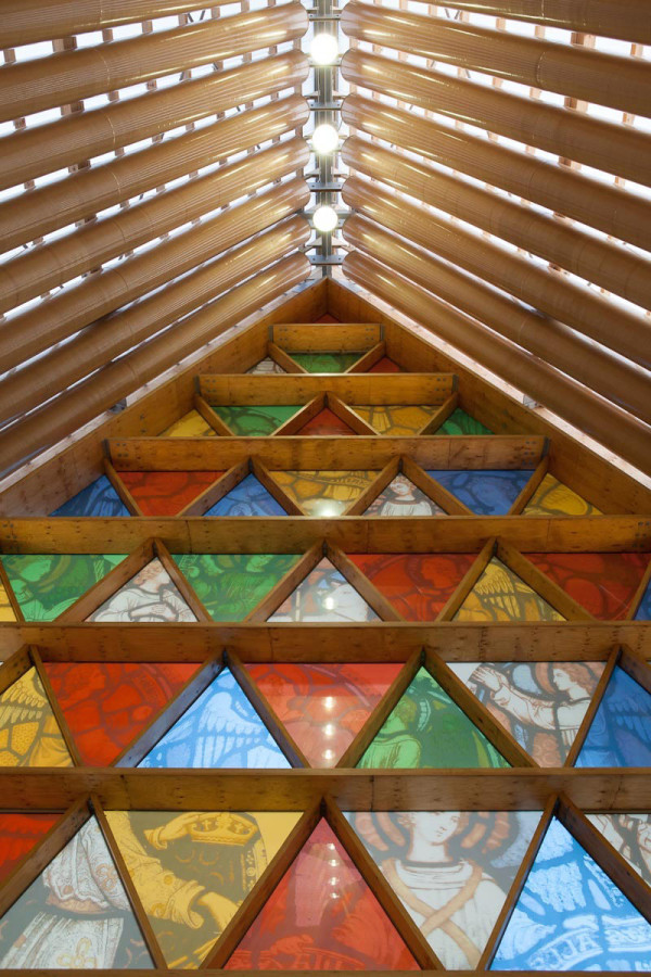 Shigeru-Ban-Cardboard-Cathedral-5