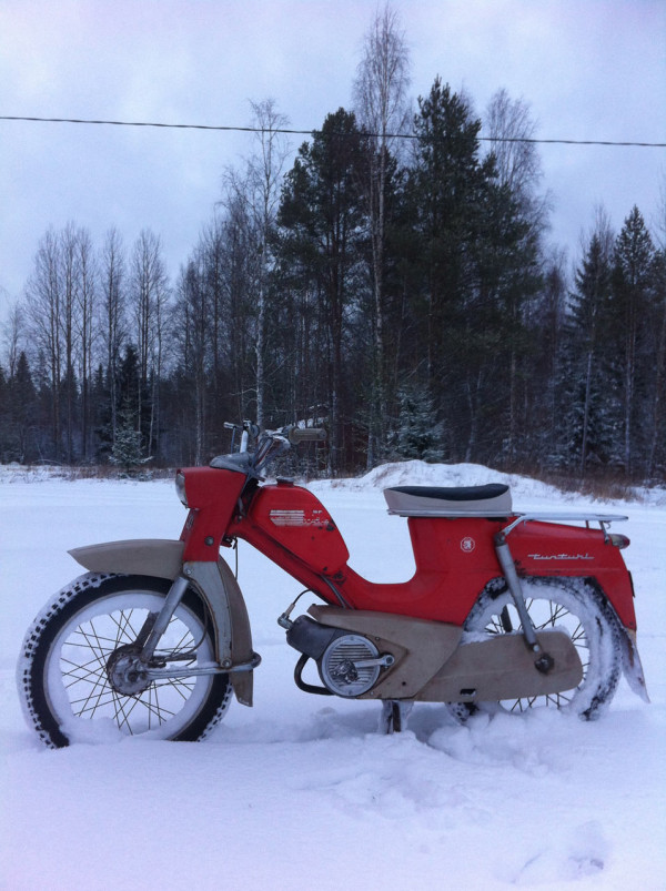 F5-Harri-Koskinen-2-moped