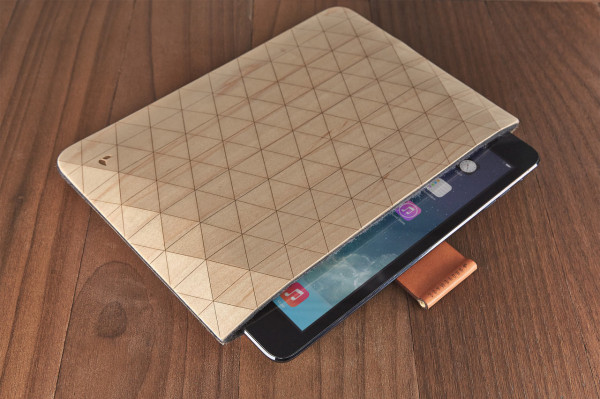 grovemade-wood-ipad-sleeve-A1