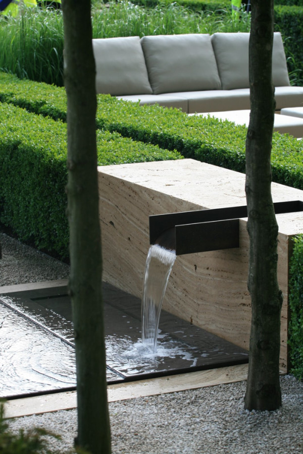 landscape-design-ideas-modern-garden-water-features-design-milk