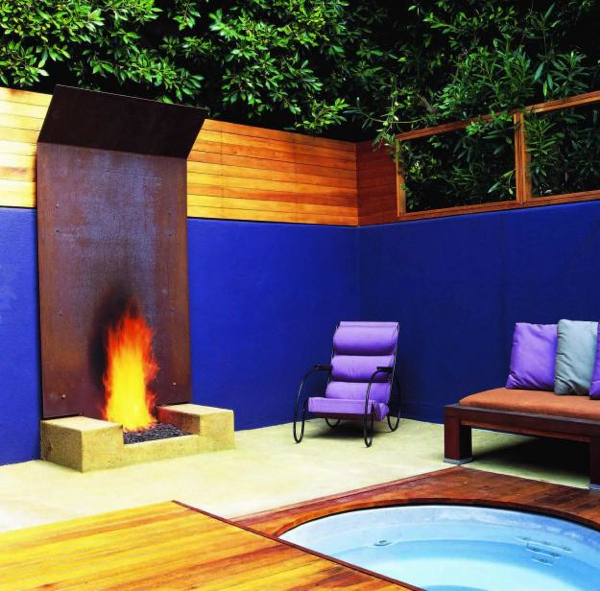 12 Amazing Modern Outdoor Fireplaces