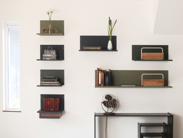 Skram gill-wallshelf_group_1