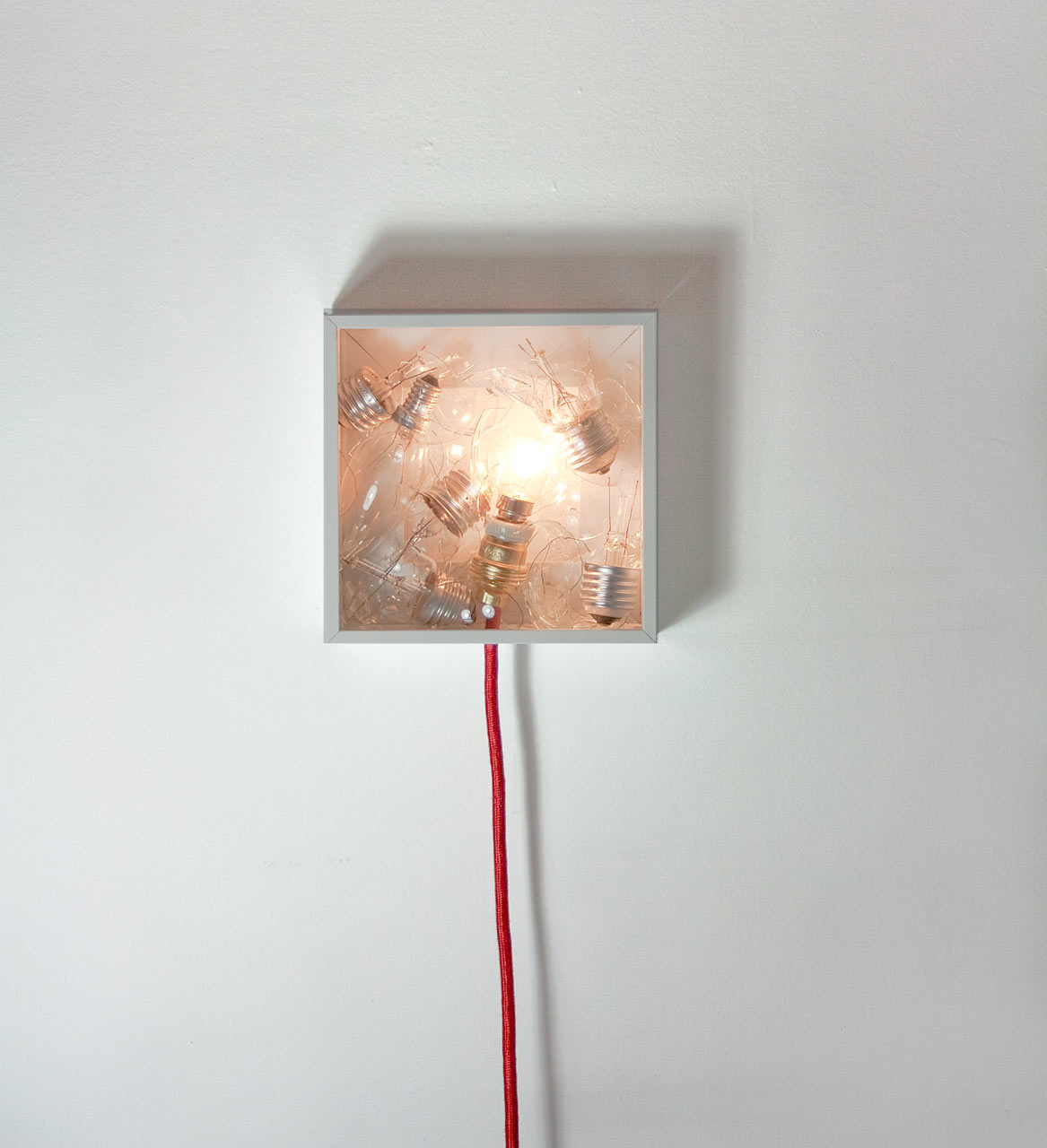 Bulbbox: A Lamp Made with a Box of Bulbs