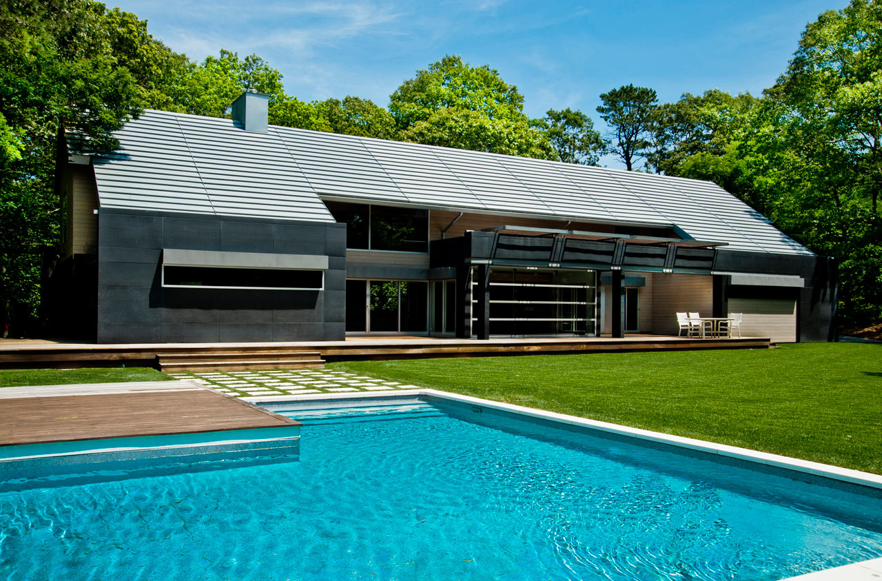 An East Hampton Home Takes a Modern Approach