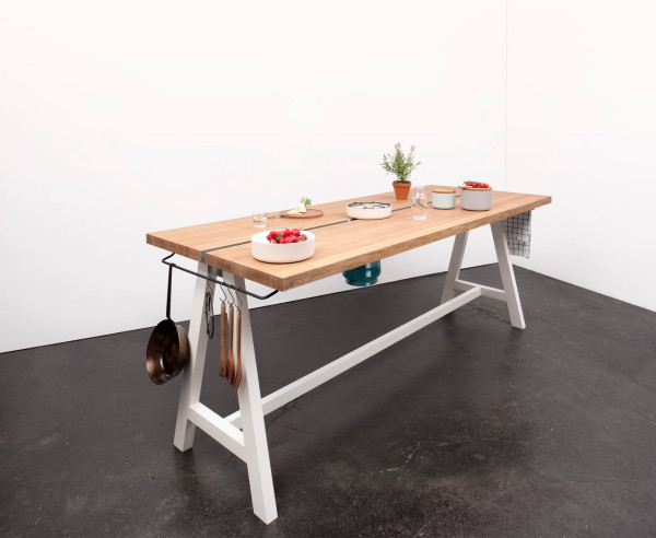 Moritz-Putzier-Cooking-Table-6