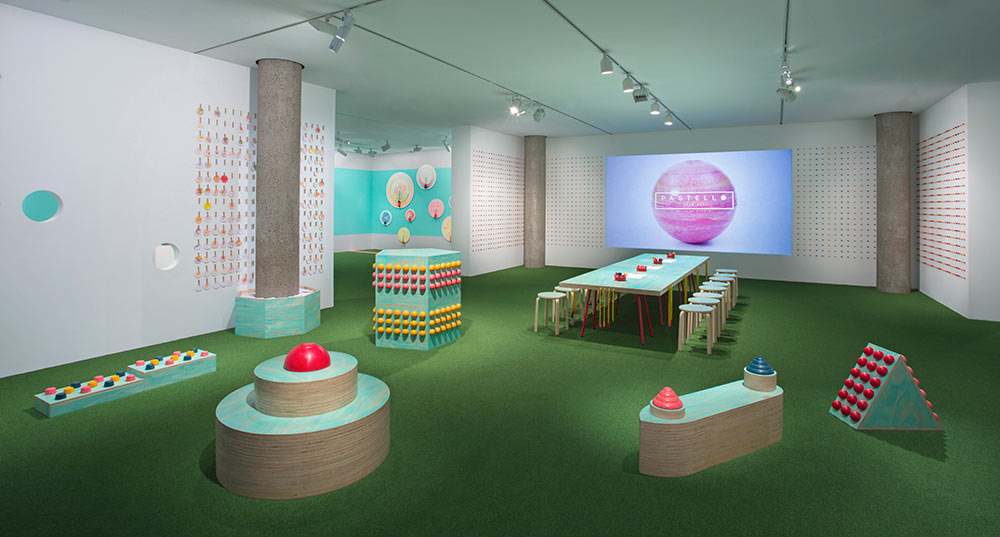 A Kids Space Designed for the Re-Imagination of Drawing Tools