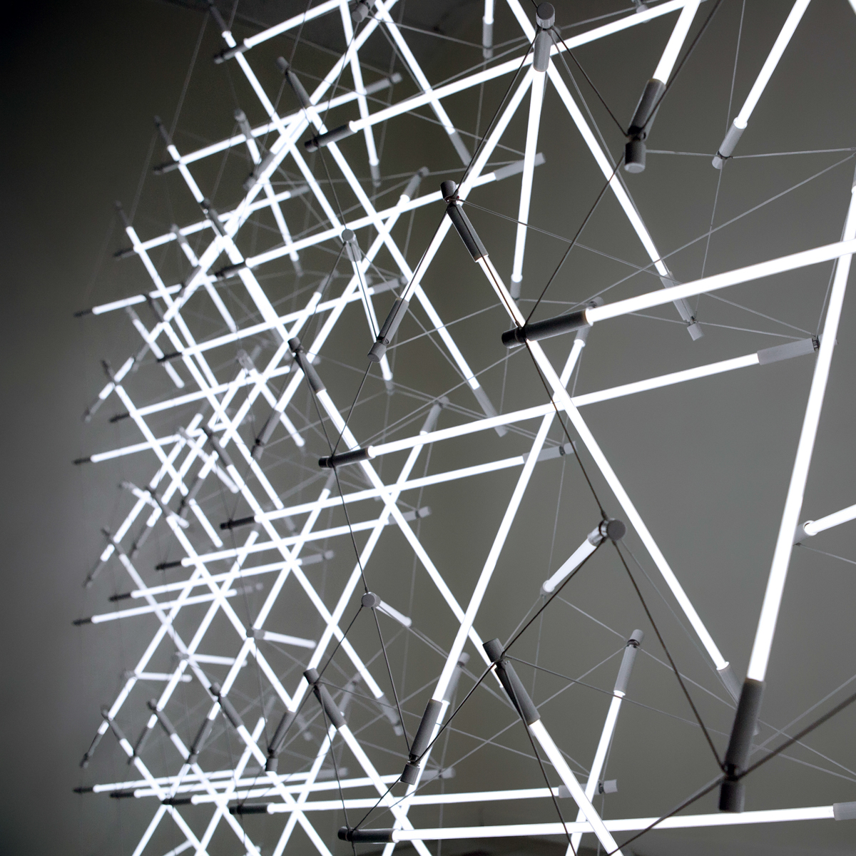 Tensegrity Space Frame Lights by Michal Maciej Bartosik