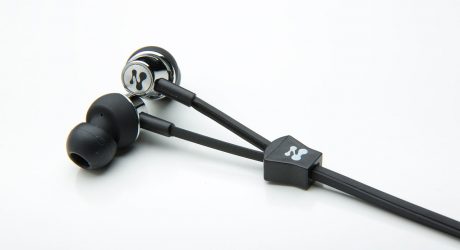 Zipbuds: Tangle-free, Zip Up Earbuds