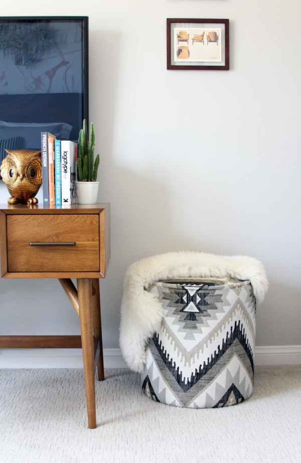 design-house-milk-guest-desk-footstool