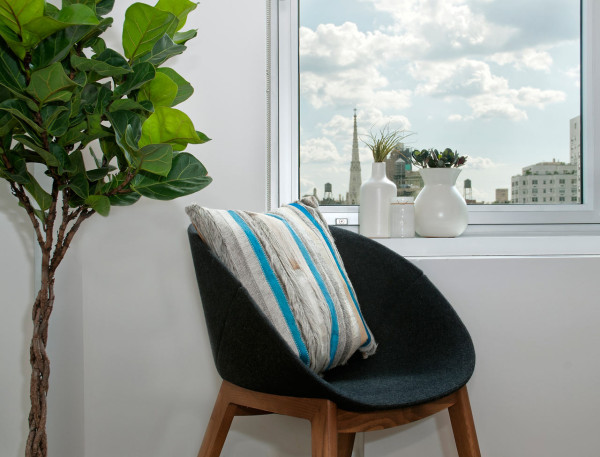 window-seat-indoor-plant
