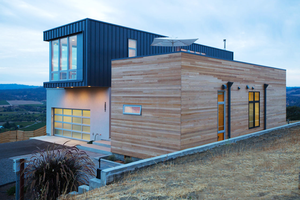 A Prefab/Modular Home in the Hills of Sonoma County