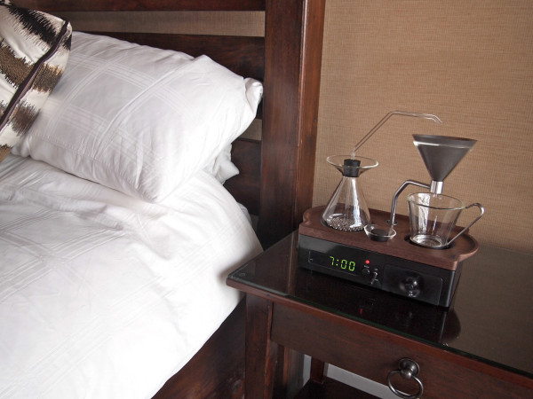 The-Barisieur-coffee-alarm-clock-14