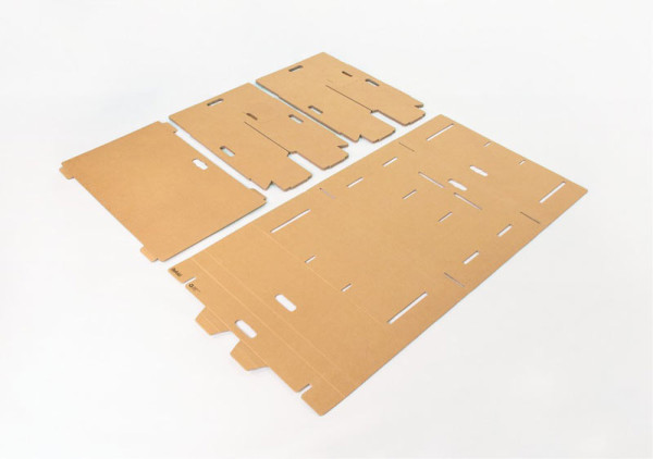 Refold_Portable-cardboard-desk-Matt-Innes-7